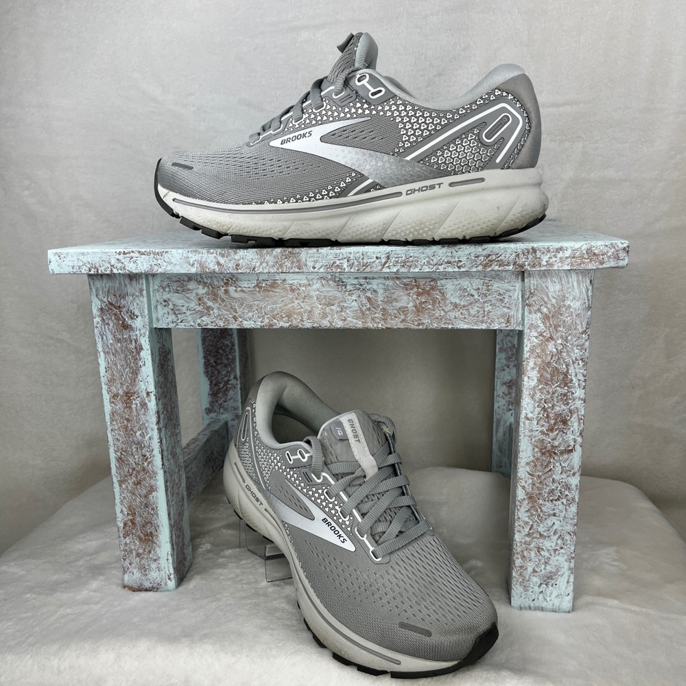 Brooks Ghost 14 Women's Gray Running Shoes Sneakers Size 6 Wide Width